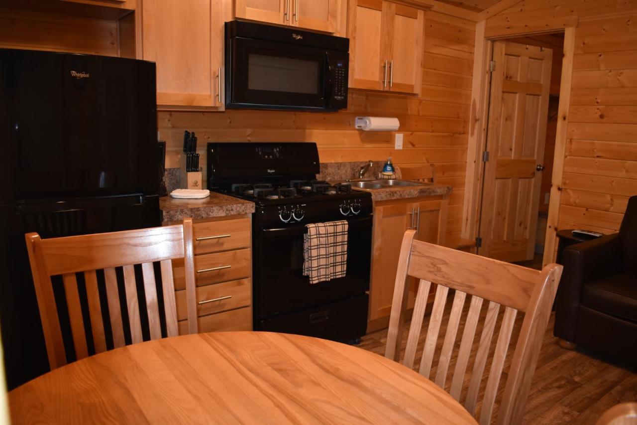 Tall Chief Camping Resort Cottage 1 Pleasant Hill المظهر الخارجي الصورة